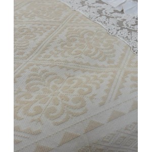 IL GENNARGENTU Sardinian Su Pistoccu Bedcover in Ecru Cotton